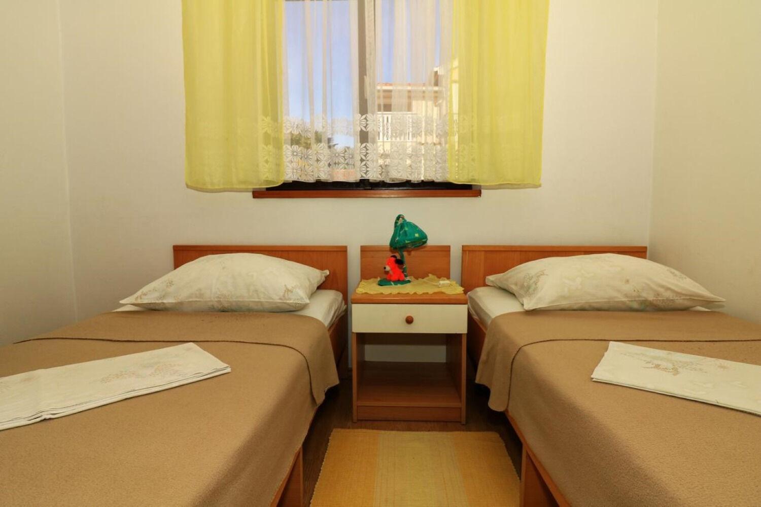 Apartments Slavica - Free Parking Jezera Exterior foto