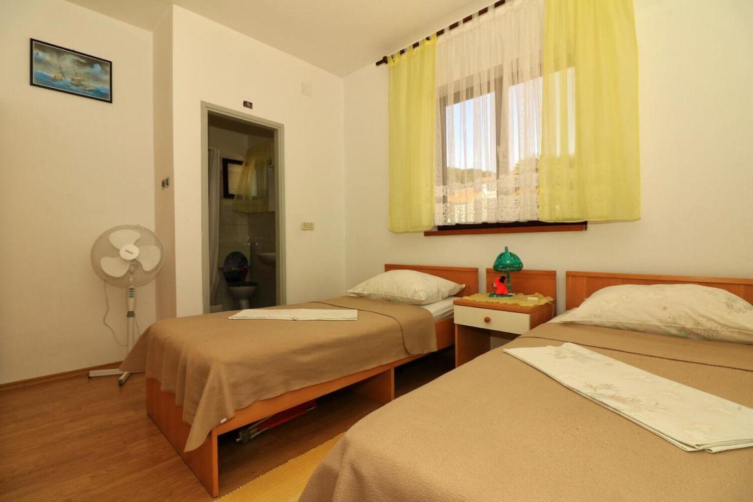 Apartments Slavica - Free Parking Jezera Exterior foto